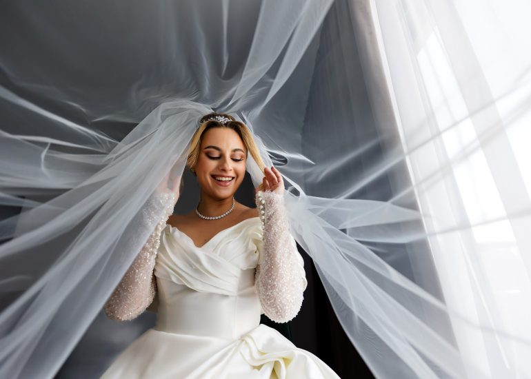 Oferta foto video - Cât Costă un Fotograf de Nuntă în 2025? Ghidul Complet pentru Bugetarea Amintirilor Prețioase